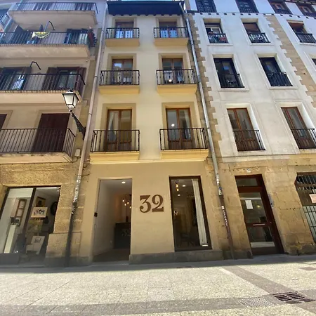 32 De Agosto 3* San Sebastián