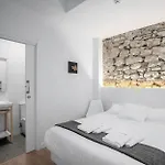 Pensión 32 De Agosto San Sebastián