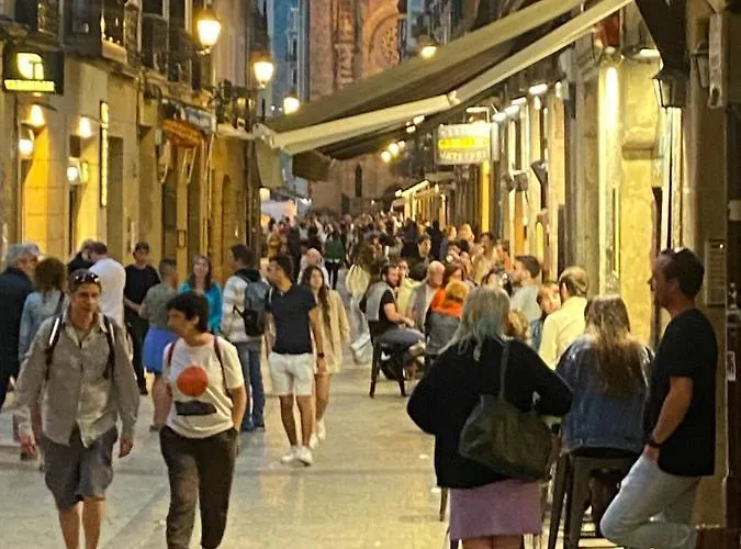 32 De Agosto Πανσιόν 3*