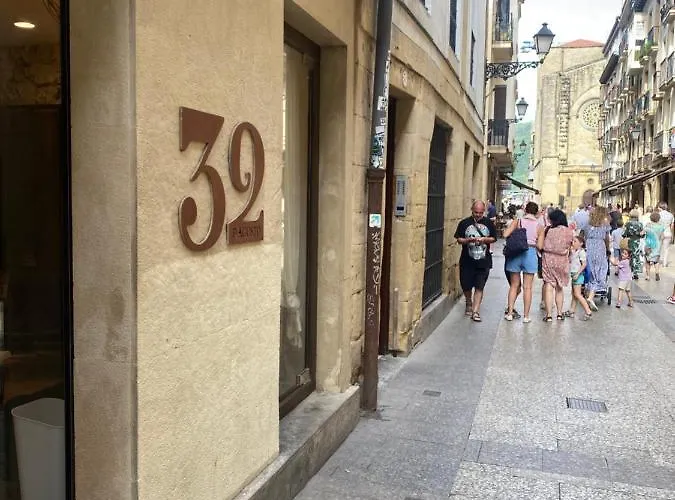 32 De Agosto Πανσιόν